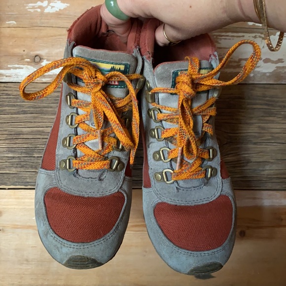 COPY - Kids LL Bean Hiking Boots - Picture 2 of 10